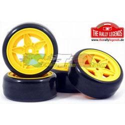 RICAMBI RALLY LEGENDS SET GOMME DRIFT SU CERCHI STRATOS (4)