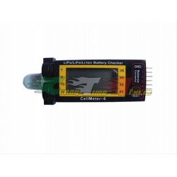 Rilevatore di tensione ad alta precisione con display ed avvisatore acustico controllato da un microprocessore